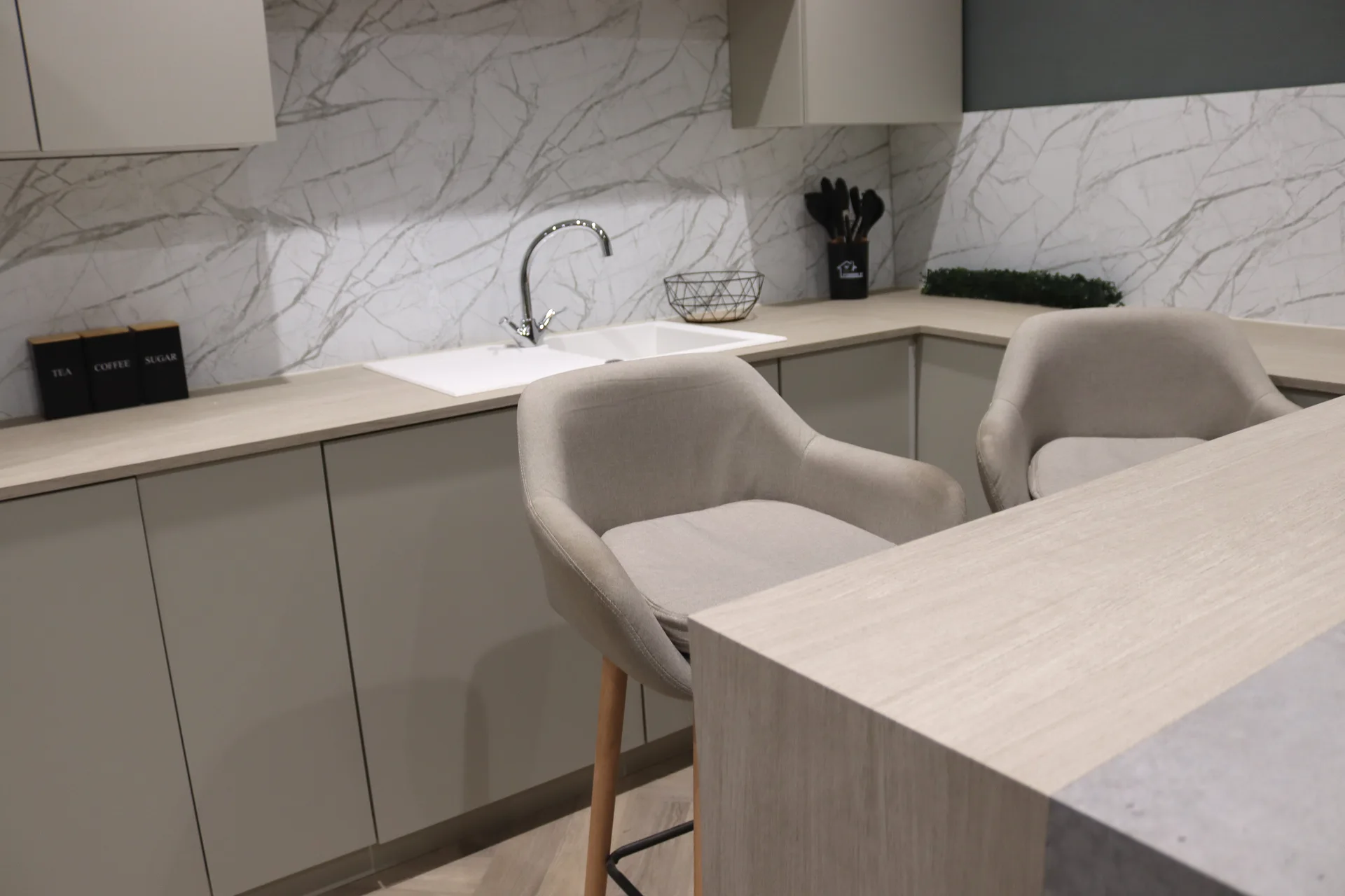 Marble effect kitchen wrap display, Kitchen Wrapper showroom Glasgow